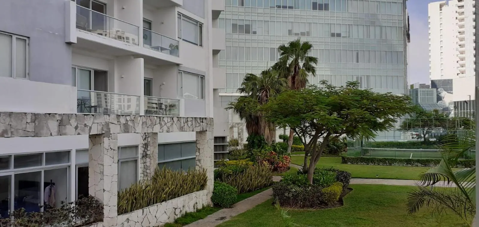 Travel Hotel Cancun Suites