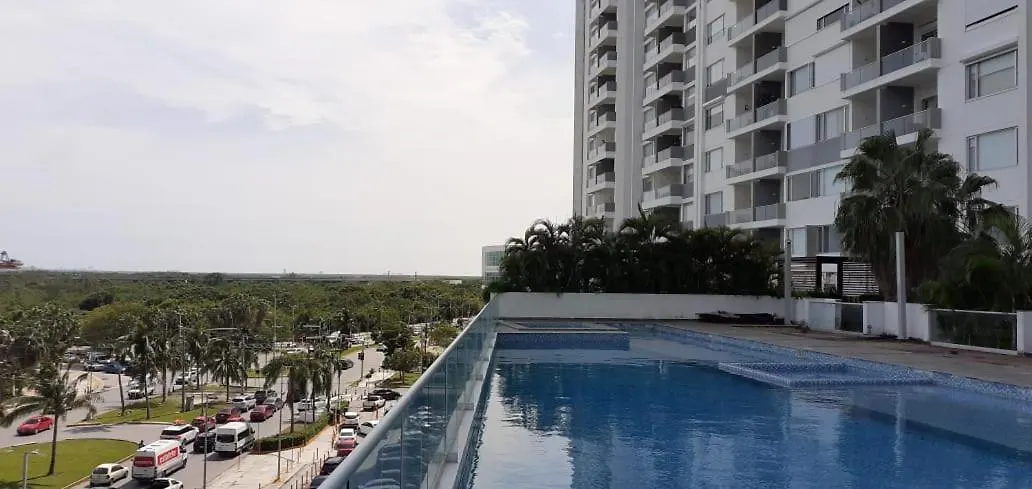 Travel Hotel Cancun Suites