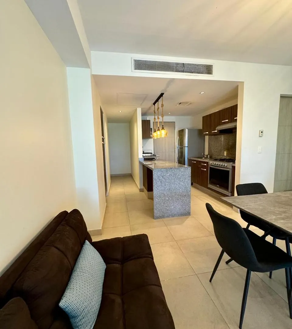 Travel Hotel Cancun Suites