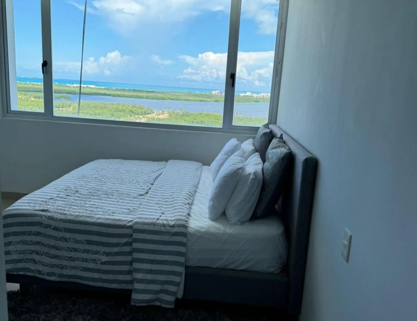 Travel Hotel Cancun Suites Мексика